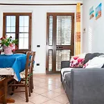 Casa Vanessa By The Sea